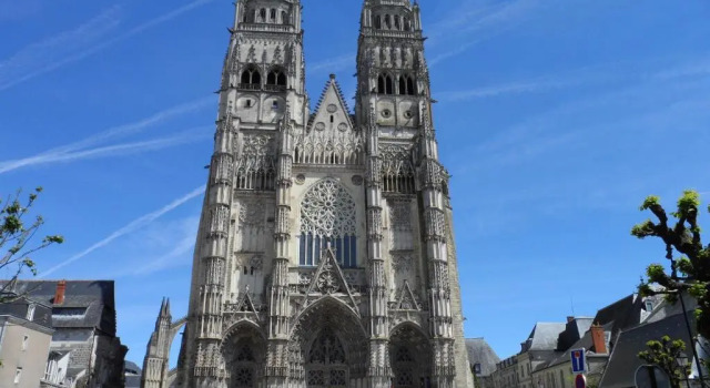 Апартаменты Gite De La Tour De Guise 1