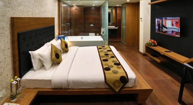 Grand Kailash Hotel, Забронировать Отель Отели Аурангабад 3 звезды, 3*