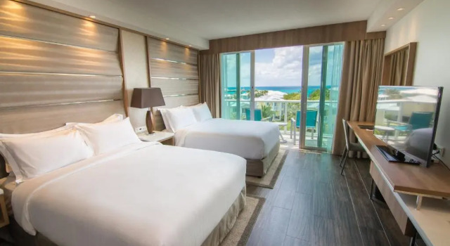 Четырёхместный номер Standard с частичным видом на океан Resorts World Bimini