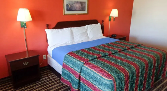 Motel 6-Saint Robert, MO, Boek Motel Hotels in Missouri met zwembad, Zwembad