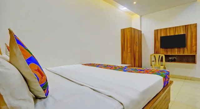 Hotel O Lord Krishna, Забронировать Отель Отели штата Махараштры 3 звезды, 3*