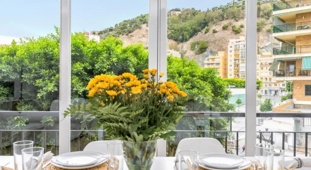 Апартаменты Three-bedroom apartment Cervantes