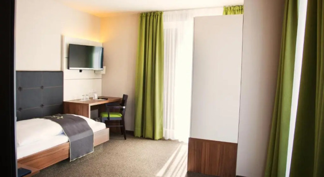 Номер Standard RiKu HOTEL Weißenhorn