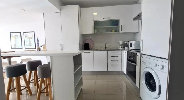 Коттедж Beach Lovers Apartment 26