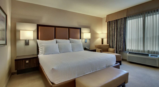 Номер Deluxe The Inn at Charles Town / Hollywood Casino
