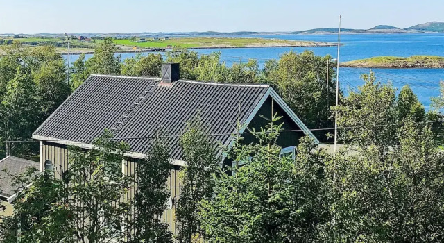 Коттедж 6 person holiday home in Vevelstad