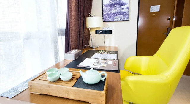 Двухместный номер Ramada Encore Wuhan