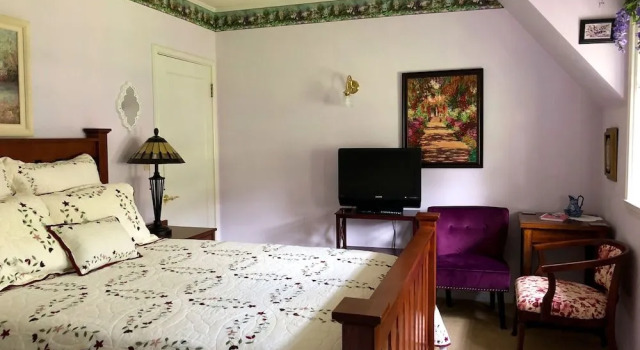 Sujak on Sunnyhill Bed and Breakfast