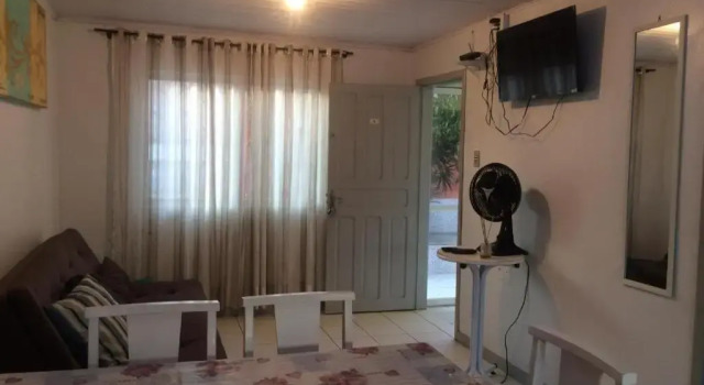 DK4 CASA PISCINA CHURRASQUEIRA SINUCA 3 AR WIFI 3 VaGAS 3 DORM 10 X SEM JUROS NO CARTÃO, Забронировать Отель Итапема Санта-Катарина