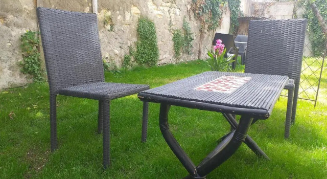Студия Les Volets Bleus - Au Calme avec petit Jardin et Patio - 3 appartements