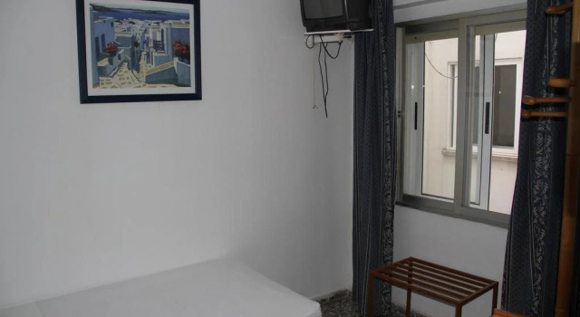 Hostal Mengual, Забронировать Отель Гандия Коста-де-Валенсия