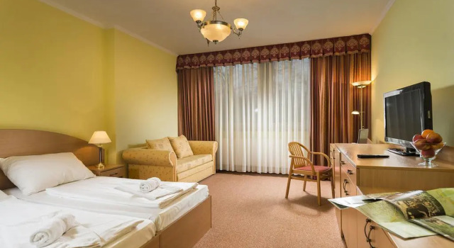 Ózoon Hotel, Prenota Hotel Nyíregyháza 