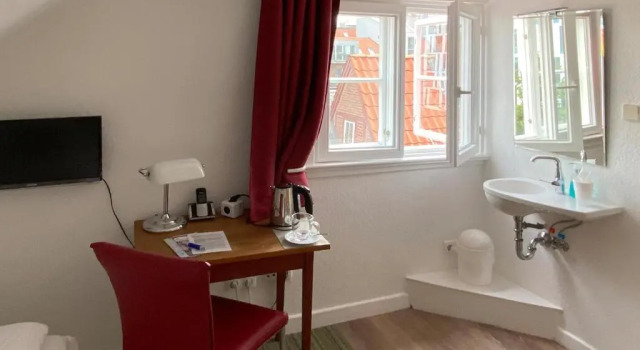 Номер Standard Frauenhotel Hanseatin - Women Only (отель для женщин)