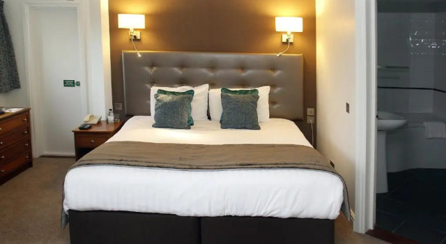 Номер Superior Ufford Park Resort