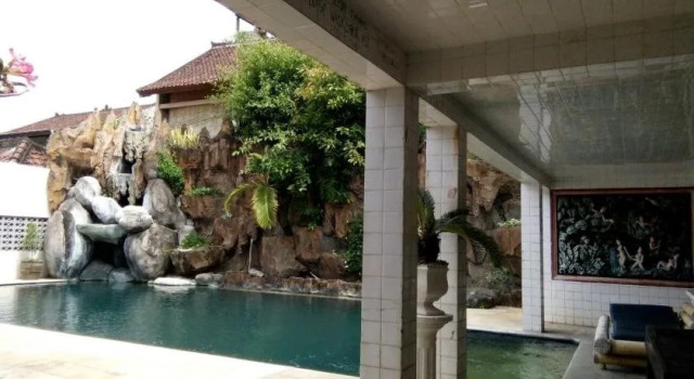 Pulestis Beach Hotel
