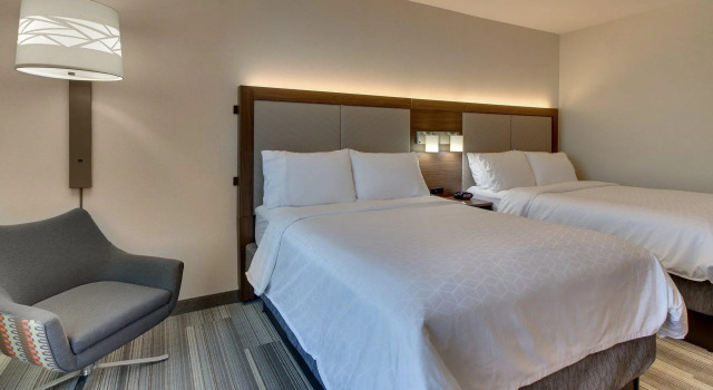 Четырёхместный номер Standard Holiday Inn Express & Suites Ithaca by IHG