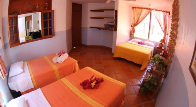 Hotel Villa Tropical, Prenota Hotel Caleta de Campos Michoacan