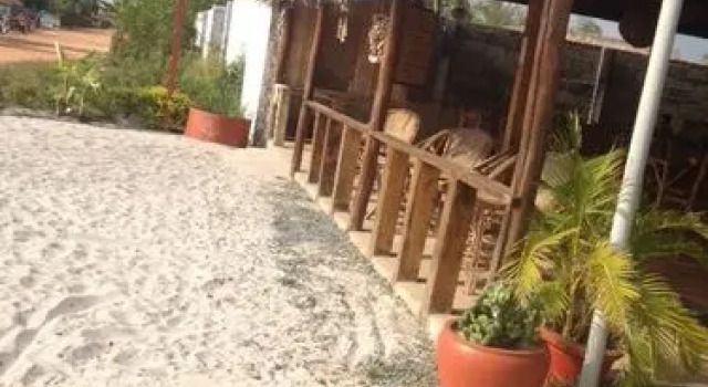 White Beach Bungalows