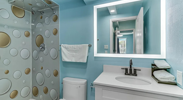 Номер Deluxe Seaside Boutique Hotel, Waves At Your Doorstep