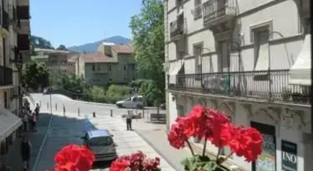 Eguzkilore, Book Hotel Hotels in Estella with Parking, Parking