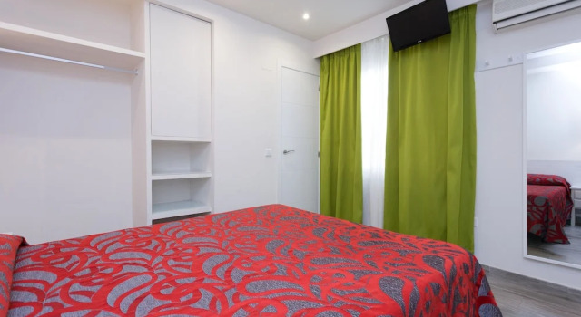 Двухместный номер Economy Hostal Sol y Miel