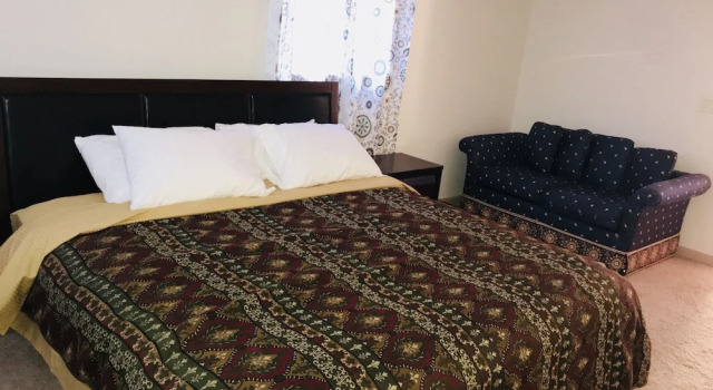 New Albany 3 BR Walkout Apartment, Prenota Appartamento Sellersburg Indiana