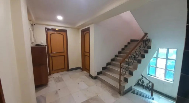 Raja Hotel