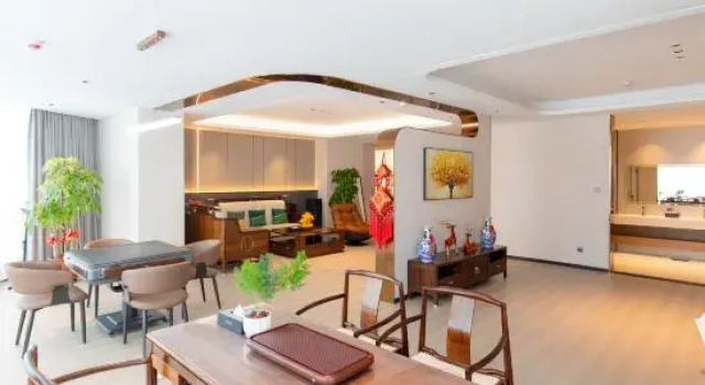 Люкс Feng Ming Dong Fang Hotel