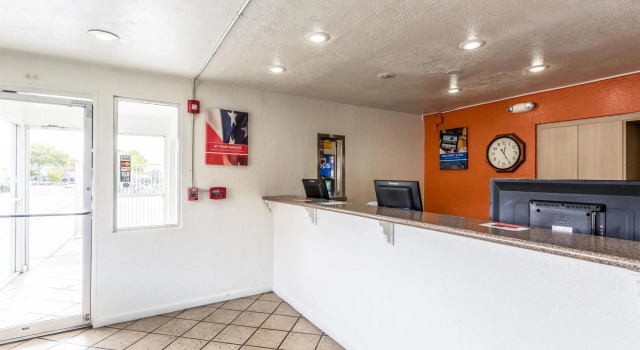 Motel 6 Albuquerque Northeast, Reserva ahora Motel Albuquerque 