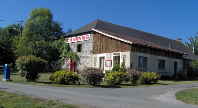 Camping Les Craouès, Rezervați Teren de campat Capvern Hautes-Pyrénées