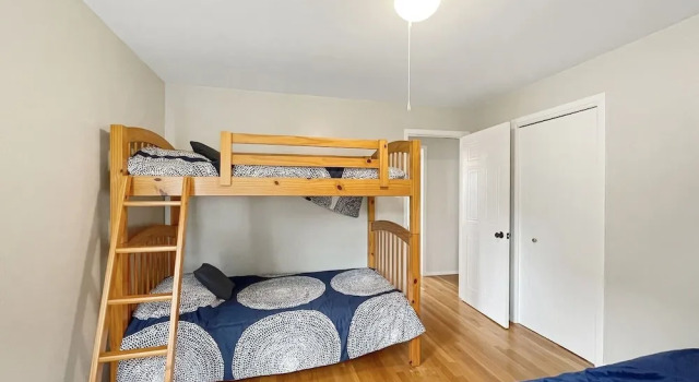 Beach House - Y842 Minutes To York Beach 3 Bedroom Home by RedAwning, Buchen Sie Hotel  