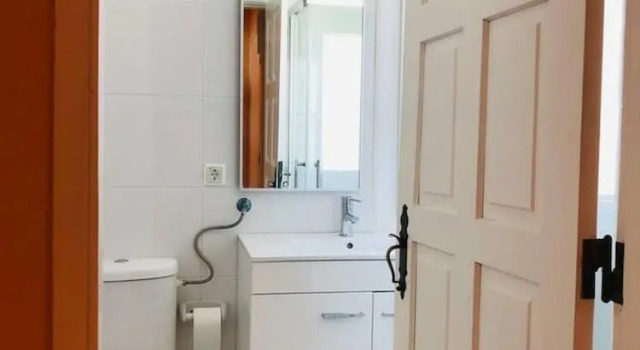 Коттедж Remarkable 3-bed House in Albufeira