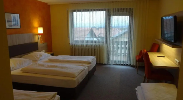 Четырёхместный номер Standard Gasthof Hotel Zum Ross