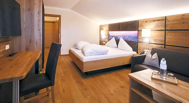 Hotel Gamsleiten, Rezerwuj Hotel Obertauern Salzburg, w pobliżu Angerbahn