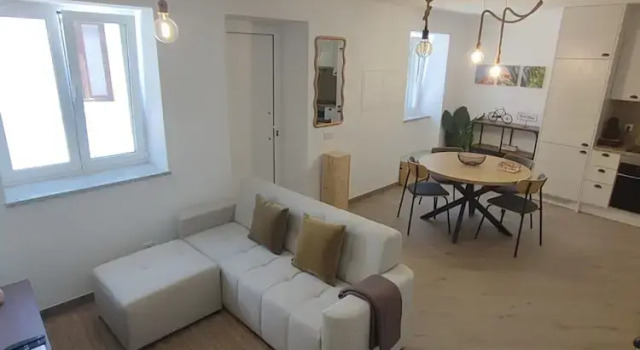 2 Floors Home Near Carvoeiro Slidesplash, Забронировать Апартаменты/квартира Лагоа-и-Карвоейру Фару, рядом с Городской рынок Портиман