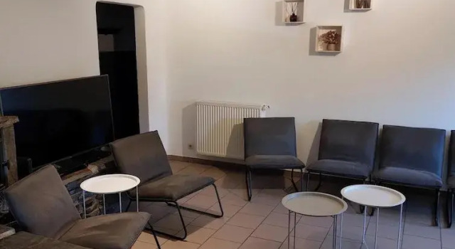 Коттедж Modern Holiday Home with Hot Tub & Sauna in Ardennes