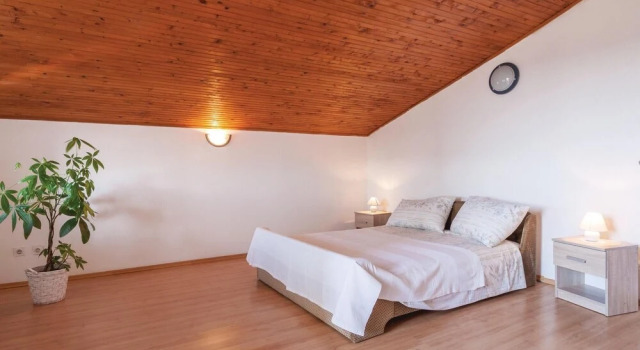 Stunning Home in Pula With Wifi and 1 Bedrooms, Забронировать Отель Отели Винкуран 3 звезды, 3*