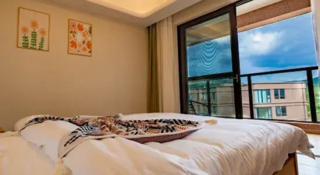 Люкс Fuxian Lake Mountain Lake B&B