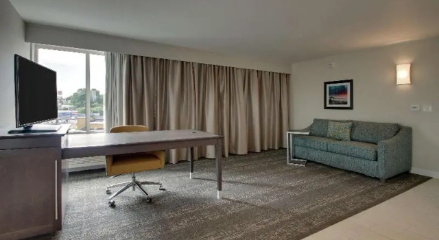 Студия Hampton Inn-Pawtucket, RI