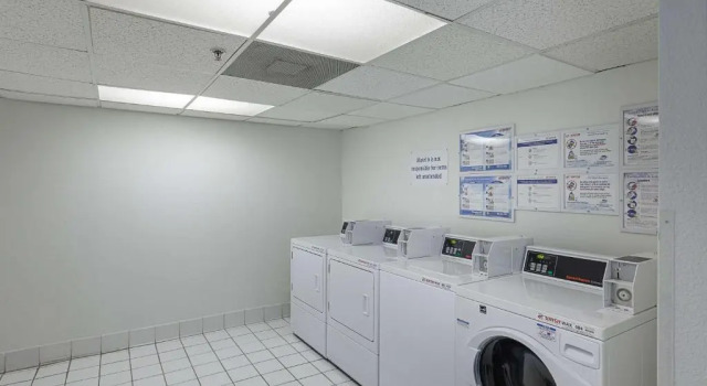 Четырёхместный номер Standard Motel 6-Bedford, TX - Fort Worth