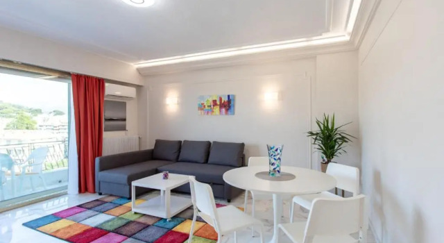 Superb apartment with terrace and sea view near beaches and city center, Забронировать Апартаменты/квартира Кань-сюр-Мер Приморские Альпы
