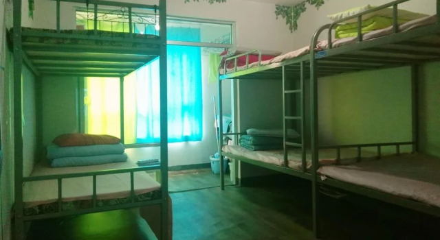 SevenColor Space Hostel