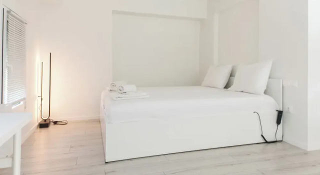 Marousi 2 Bd Luxury Living w Shared Pool, Забронировать Отель Маруси Афины, рядом с Маруси