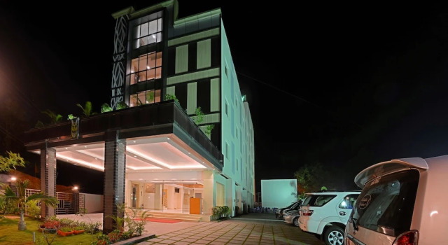 Poppys Anukula Residency - Vellore, Забронировать Отель Отели штата Тамилнада 3 звезды, 3*