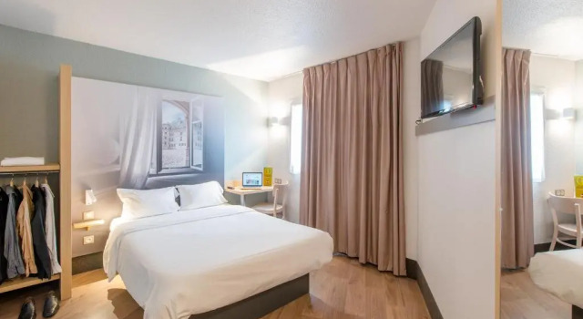 Четырёхместный номер B&B HOTEL Blois Sud Vineuil