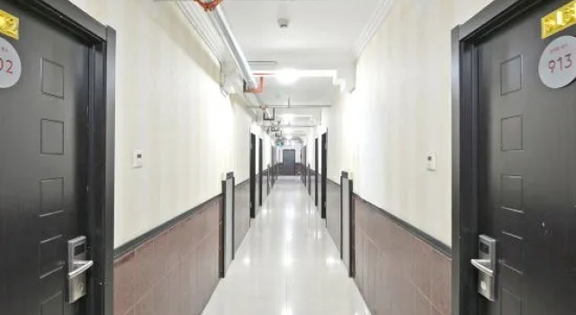 Suifenhe Zhonglong Hotel（Central Square）, Varaa Hotelli Suifenhe 