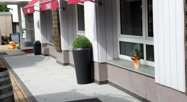Hôtel LOrayé, Забронировать Отель Отели Аммершвир с парковкой, Парковка