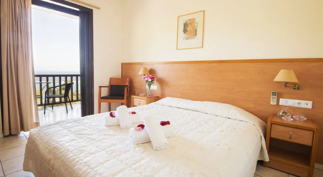 Corali Hotel, 预订 酒店 凯米 Evia