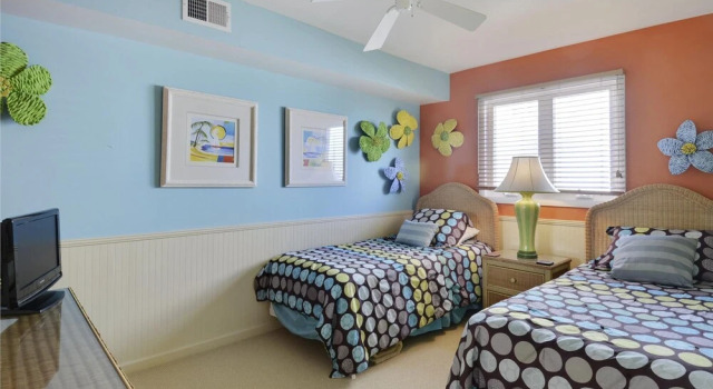 Serenity By The Sea Seaside Villas 2 by Long & Foster, Забронировать Отель Фенуик-Айленд Delaware Beaches