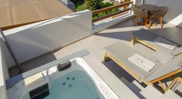 Люкс рядом с пляжем Oro Suites